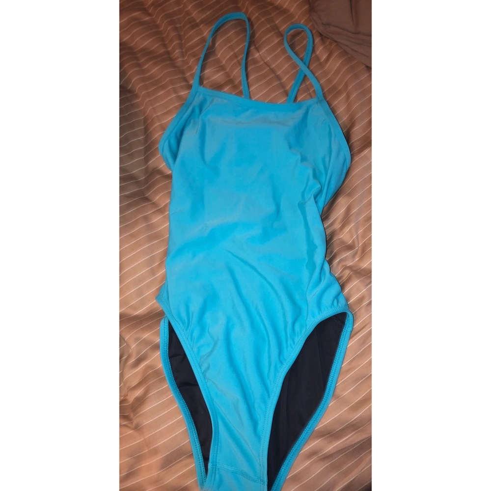Jolyn girl’s swimsuit